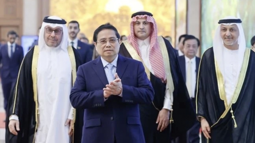 PM urges realisation of high-level agreements with Saudi Arabia, UAE, Qatar